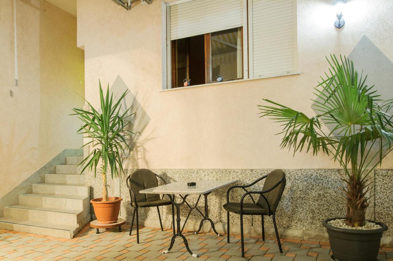 Studio Apartments Kim - Dilberovic Mostar Exterior foto